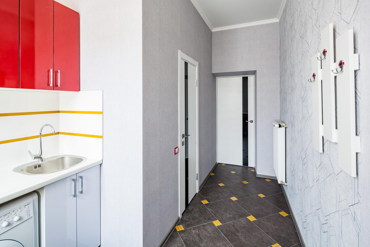 Medova8 Lägenhet Lviv Exteriör bild